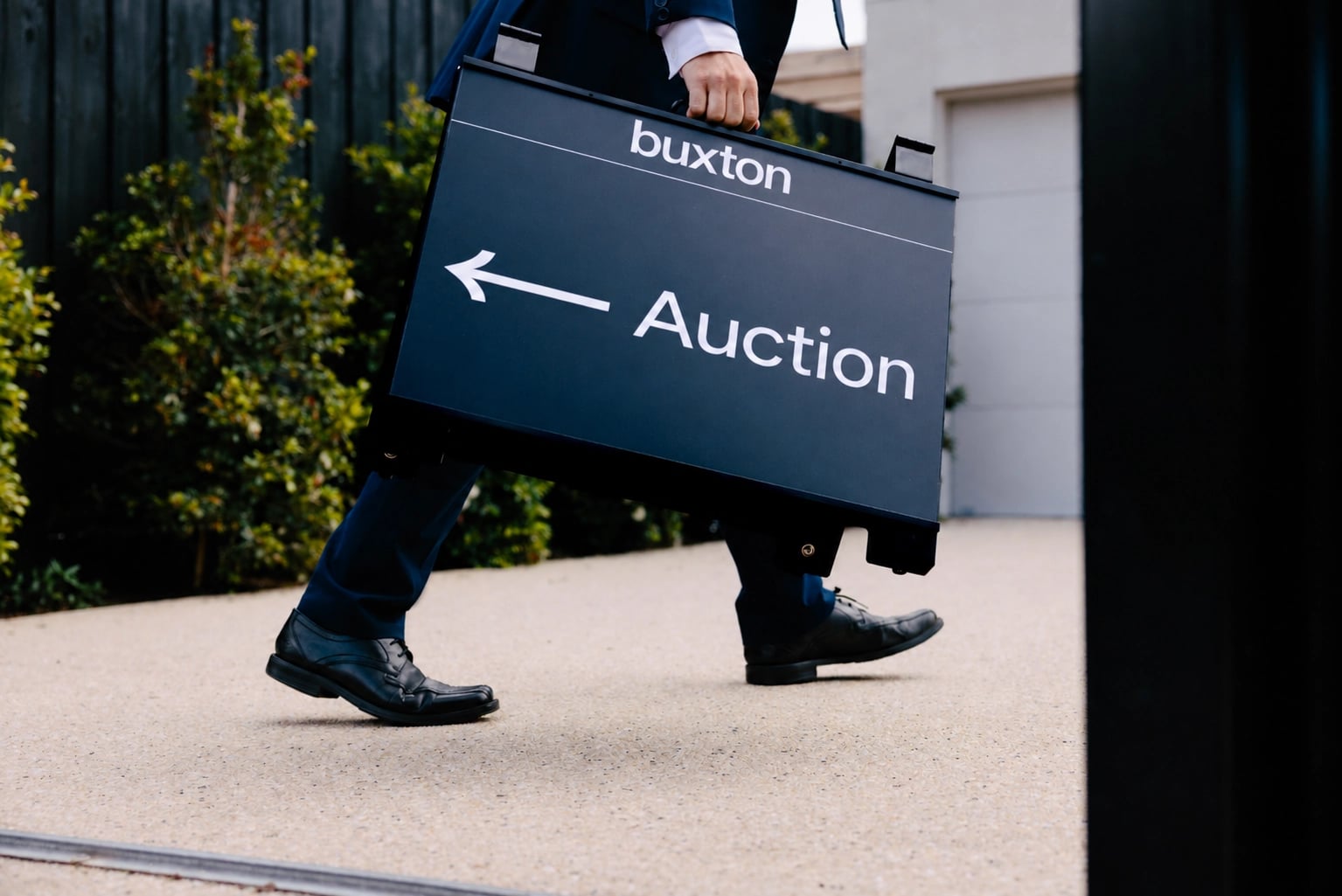 Auction_board_Buxton