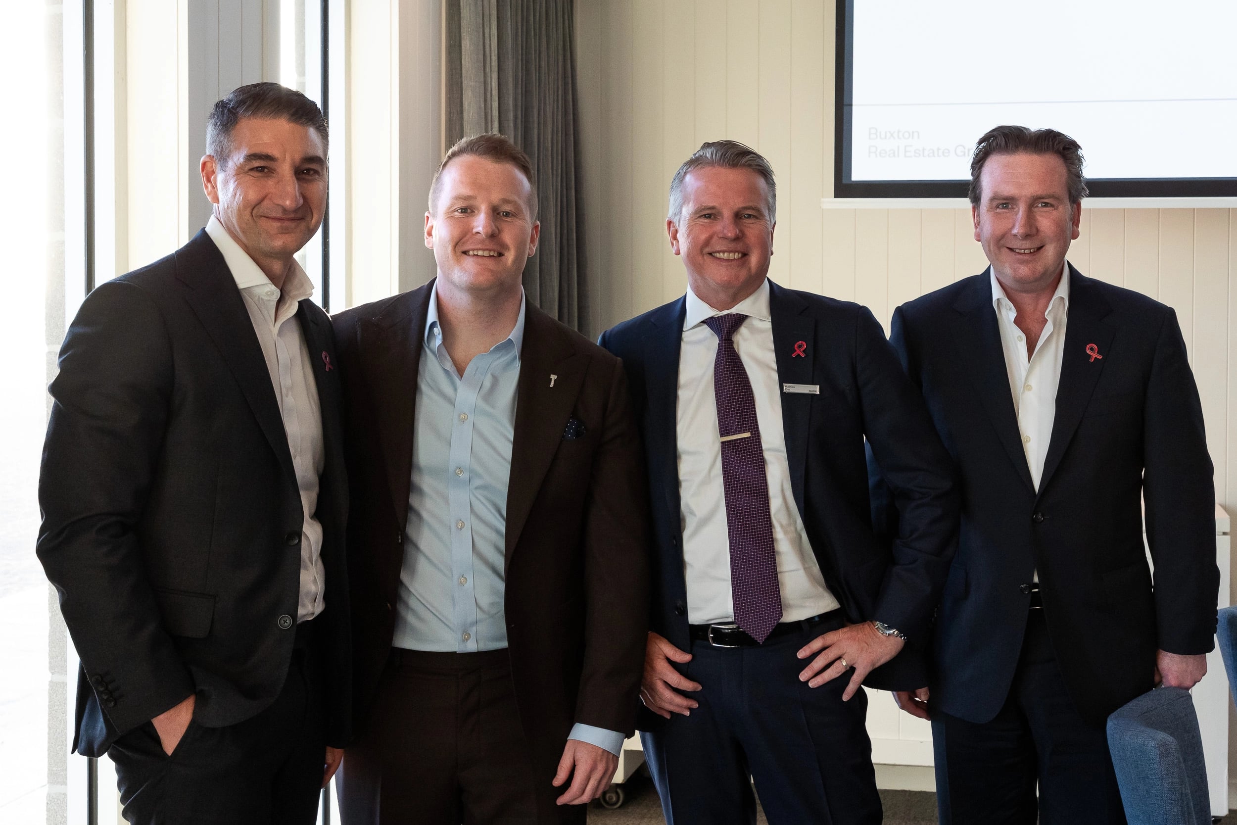 BUX5554_Buxton_Auctioneer_Accred_Marketing_Edit-001