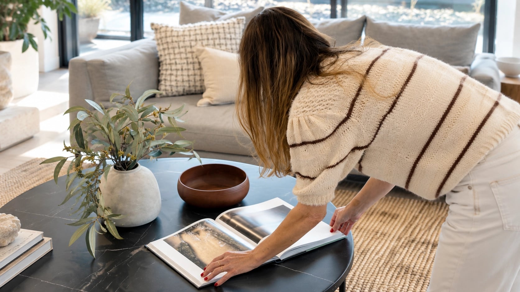 Paula styling coffee table